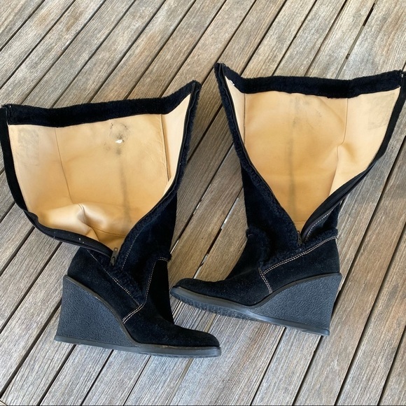 Coach Jonie Black Suede Shearling Tall Wedge Boot Embossed Monogram Size 7.5 GUC - Picture 9 of 11